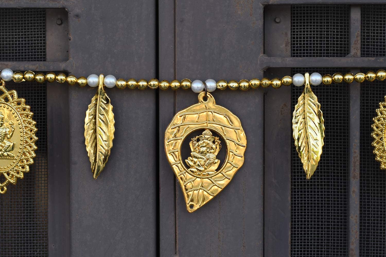 Lakshmi Ganesh & Fancy Leafs Bandarwal Door Hanging