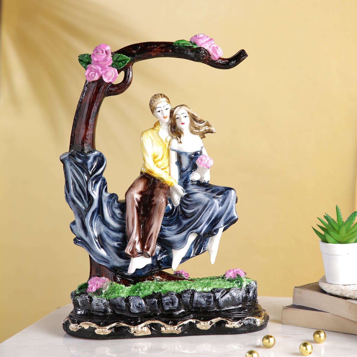 Resin Love Couple Sitting On Tree Cplmas108
