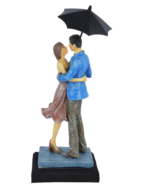 Couple Under Umbrella Resin Showpiece CPLMAS117