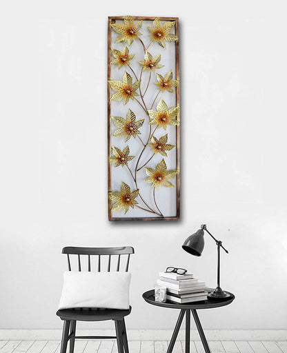 Metal Flower Frame Mounted Wall Art Decor Showpiece