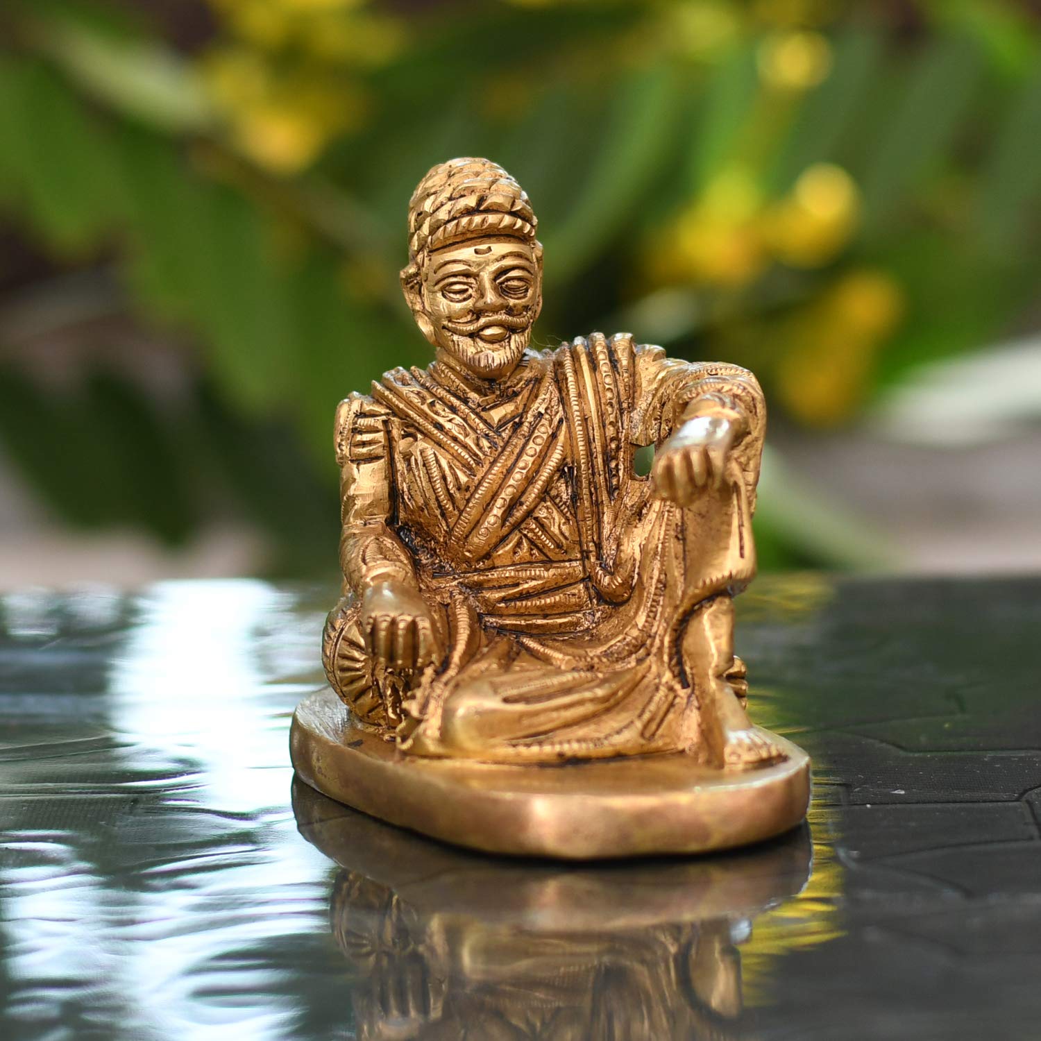 Brass Shivaji Maharaj Showpiece for Gift & Decor 