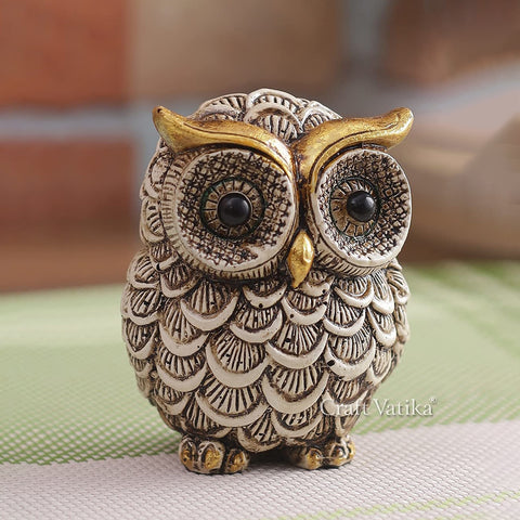 Feng Shui Resin Bird Showpiece of Owl Decorative Figurine