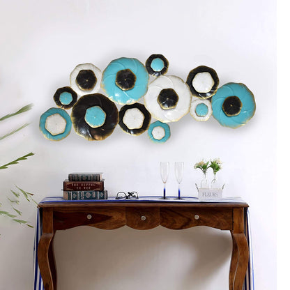 Metal Flowers Shaped 3D Modern Wall Hanging Showpiece