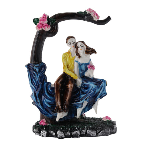 Resin Love Couple Sitting on Tree Statue