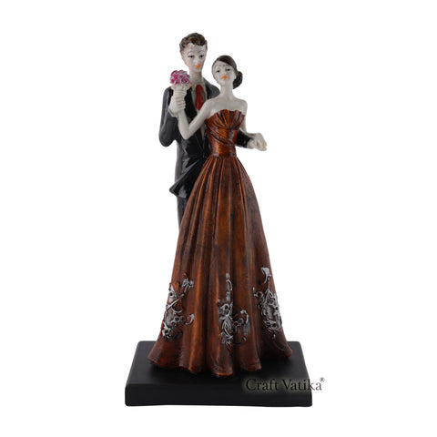 Polyresin Romantic Love Couple Statue