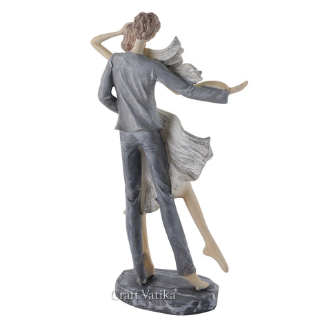 Polyresin Love Couple Dancing Statue